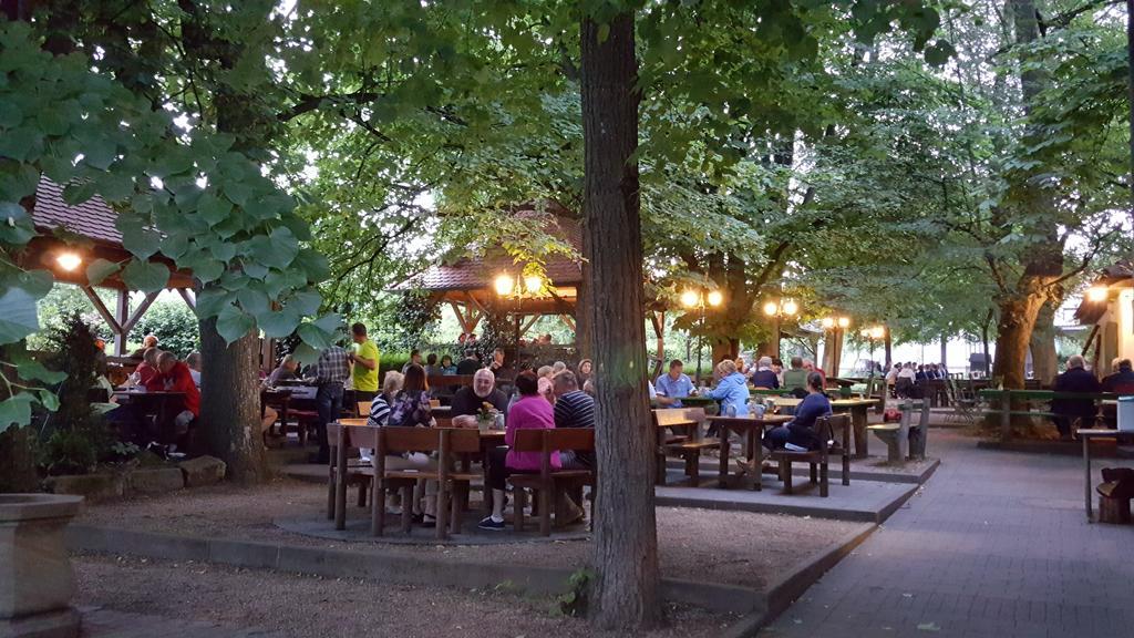 Gasthof Schiller Bei Bamberg Strullendorf Exteriör bild